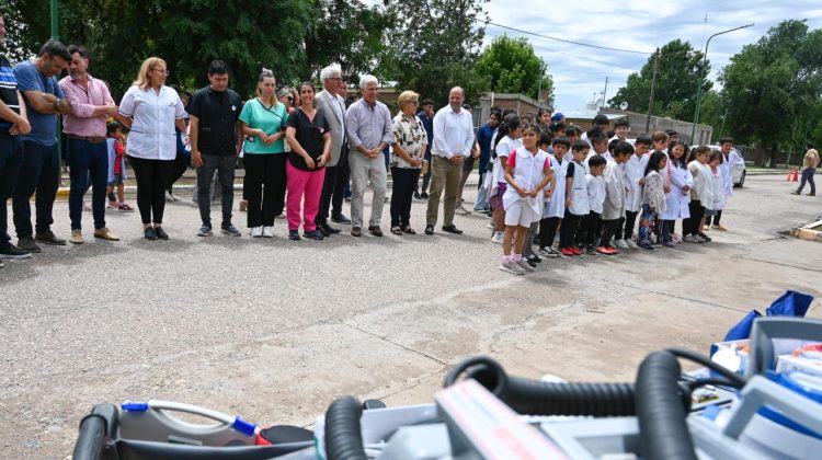“El año que viene va a ser de mucha vivienda para Navia”