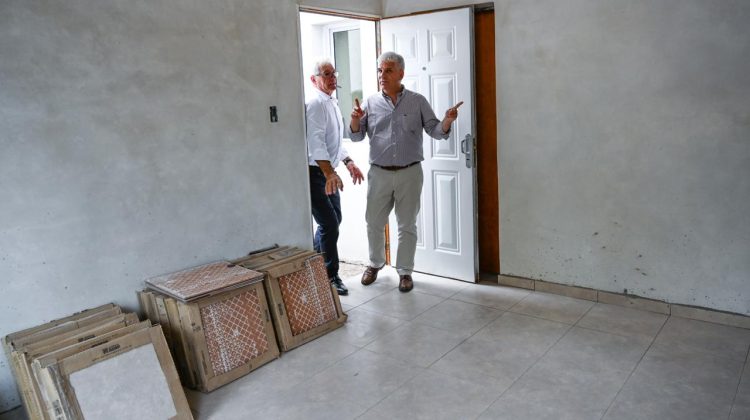 El Gobernador visitó la ampliación del Destacamento N°31 de Navia