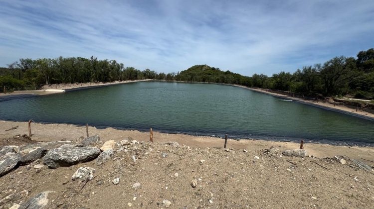 El Gobierno mejora el servicio de agua potable para más de 12 mil vecinos de Merlo