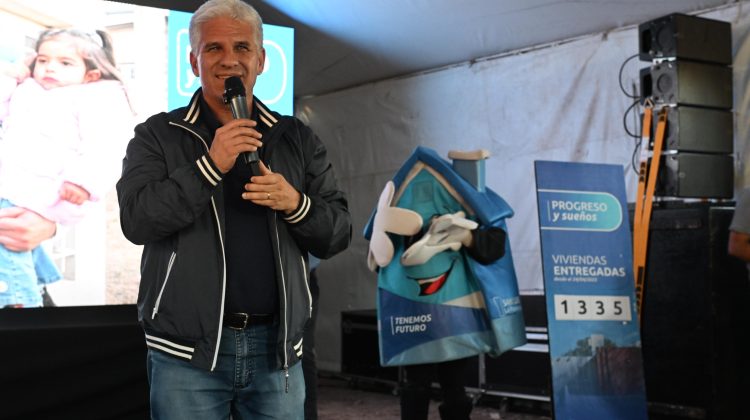 “Las primeras casas que se están haciendo en La Punta son las de ustedes”