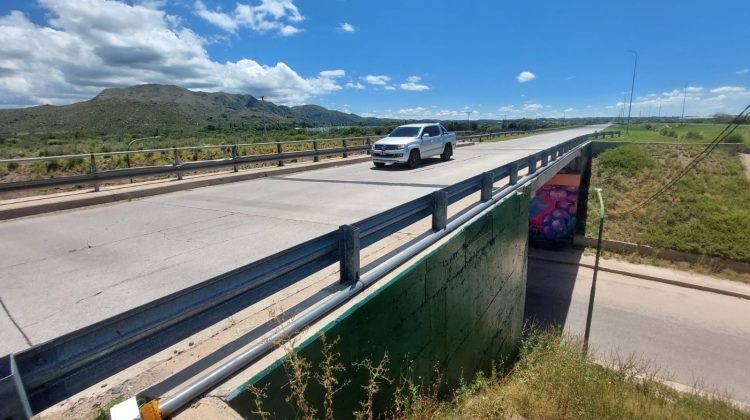 El Gobierno reparará dos puentes frente al Hospital ‘Ramón Carrillo’