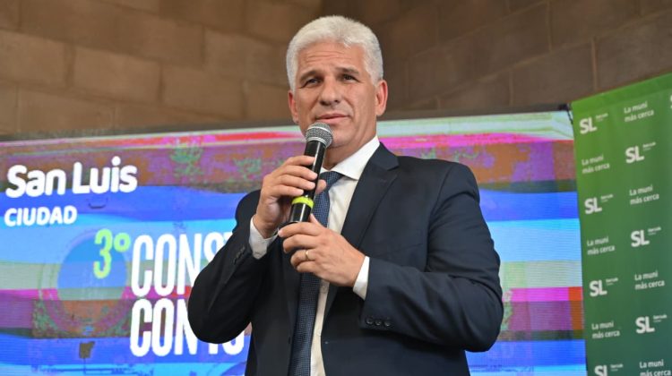 Poggi afirmó que en 2026 los ejes centrales de Gobierno serán educación, trabajo y vivienda