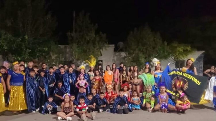 Leandro N. Alem vuelve a latir al ritmo del Carnaval Nicéforos 