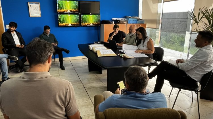 El Gobierno realizó la apertura de sobres para reparar los puentes frente al Hospital Central