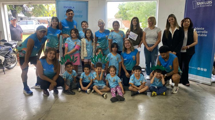 La Escuela Ambiental Itinerante visitó colonias de verano y seguirá con la iniciativa durante enero