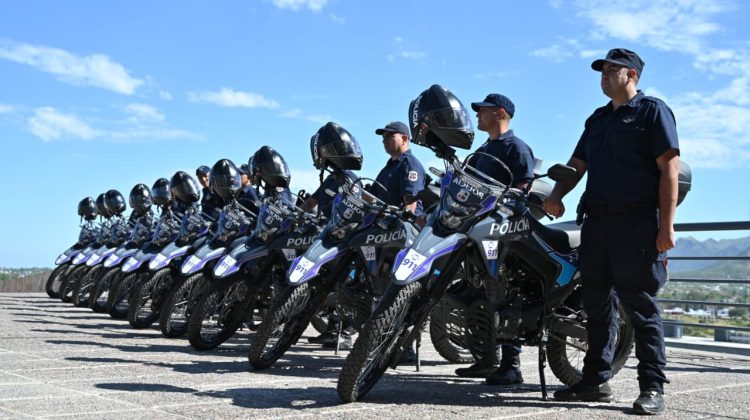 El Gobierno fortaleció el sistema de seguridad de la capital con nuevo equipamiento y movilidad