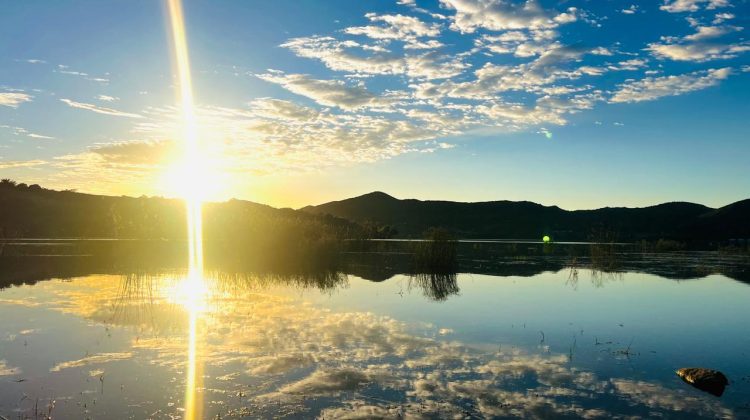 Anticipan que será un viernes caluroso y un fin de semana con probabilidad de lluvia