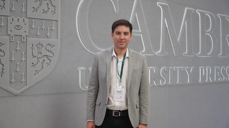 El ministro Araujo fue invitado a un encuentro de líderes de educación en Cambridge