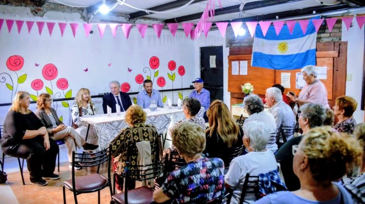 ‘Grandes Amigos Salud’ visitó a adultos mayores de Villa Mercedes