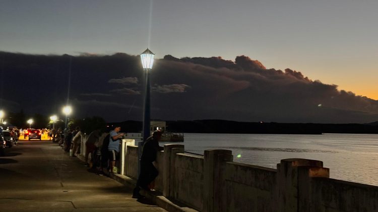 San Luis Agua realizó tareas de mantenimiento e iluminación para el Festival del Pescador