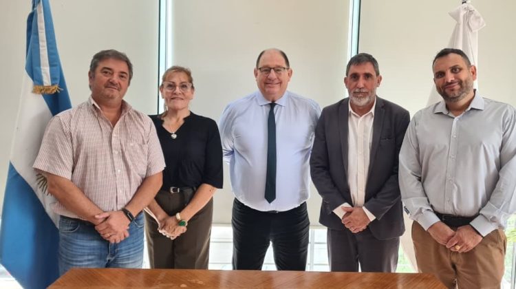 Con ayuda del Gobierno, la cooperativa telefónica de Merlo mejorará su servicio de internet