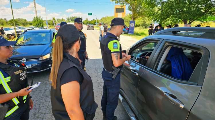 La Policía continúa reforzando los controles de alcoholemia en las rutas provinciales