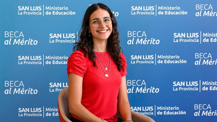 “La beca me hace sentir orgullosa: es el reconocimiento a todo mi esfuerzo”