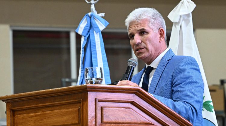 “No tengan dudas: esta beca los va a apoyar y acompañar durante toda su carrera”