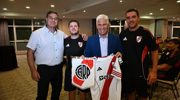 El Gobernador visitó a las inferiores de River Plate que realizan la pretemporada en San Luis