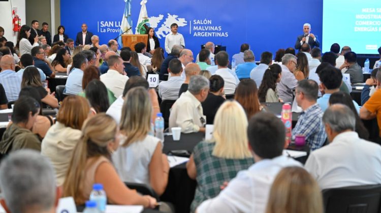 Poggi encabezó la mesa sectorial de industria, logística y energías renovables