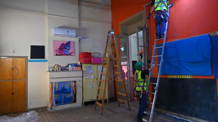 Vuelta a clases: el Gobierno ejecuta más de 60 obras en escuelas de toda la provincia