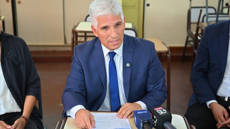 “El 23 de febrero comenzamos las clases en la provincia de San Luis”