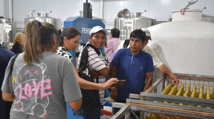 Sol Puntano recibió a productores frutihortícolas del norte provincial
