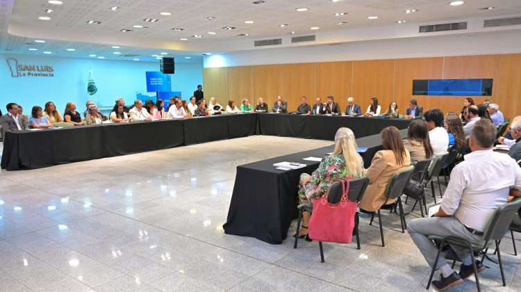 Crearon la Comisión de Recursos Humanos del Poder Ejecutivo Provincial