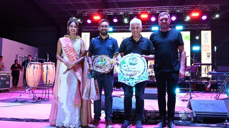 Poggi participó del gran cierre de la Fiesta Nacional del Melón, la Agricultura y la Producción