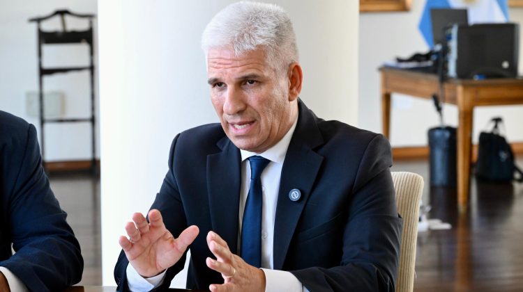 Poggi anticipó los alcances de la diplomatura en inteligencia artificial para docentes y directivos