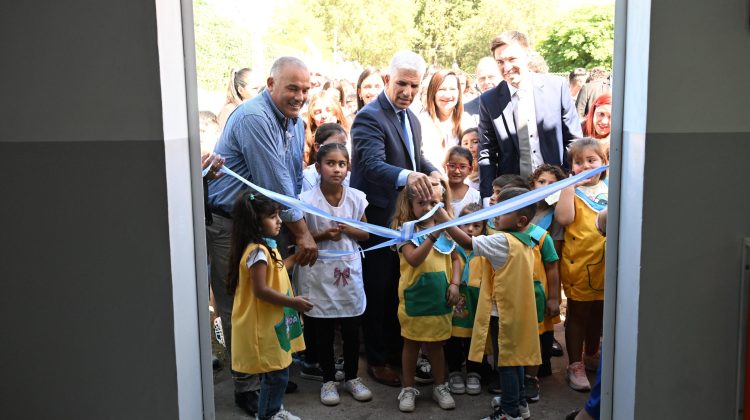 Con una inversión de $273 millones, Poggi inauguró nuevas salas para el nivel Inicial en Anchorena