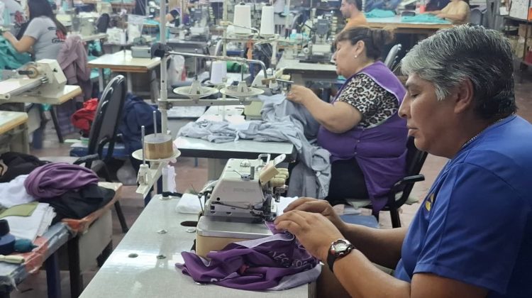 Concretaron una nueva entrega de materiales de trabajo a la cooperativa CUPS de Concarán