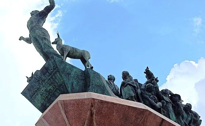 Realizarán un homenaje por los 214 años de la creación del Regimiento de Granaderos a Caballo