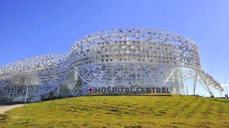 Realizaron dos nuevos trasplantes: uno de riñón y otro de córnea