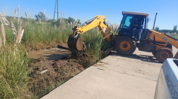 Realizaron tareas limpieza en el arroyo El Quebrachal