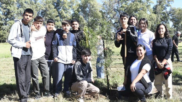 La Escuela Agrotécnica Nº32 ‘Juan Pascual Pringles’ celebró el Día Forestal Mundial