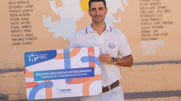 “A los docentes nos hace muy bien por el costo del traslado”