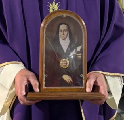 La reliquia de Mama Antula convoca a jornadas de fe y devoción