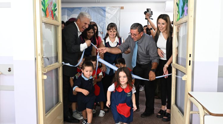 Poggi inauguró la sala de 3 años y mejoras en la Escuela N°175 ‘General José de San Martín’
