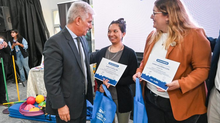 Dos directivas de Carpintería fueron distinguidas por ganar el Concurso de Cargos Jerárquicos