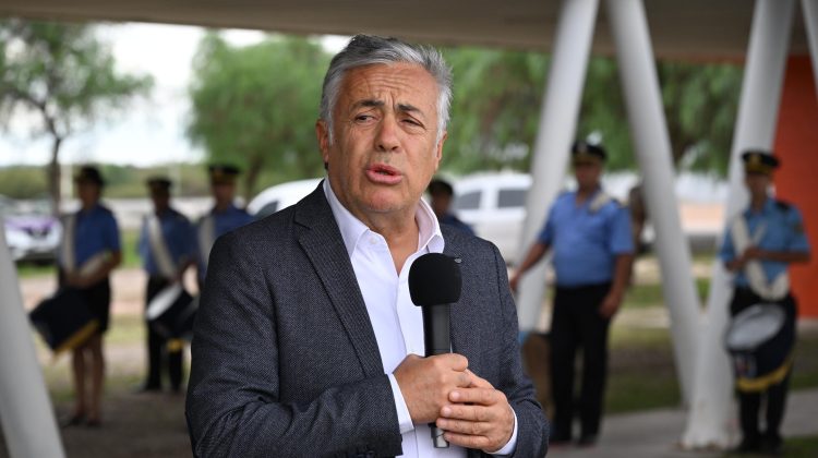 “Buscamos hacerle más fácil la vida a la gente sin resignar seguridad”