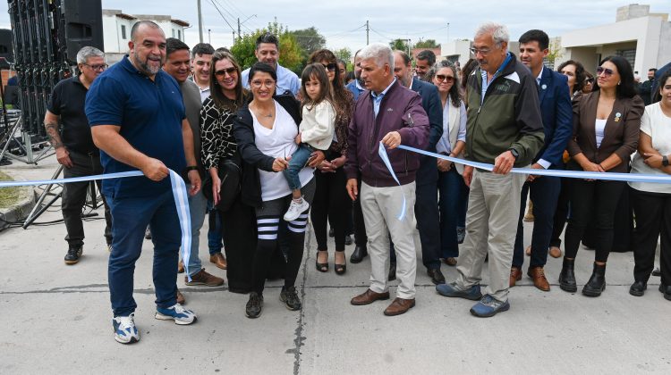 Inauguraron nuevas cuadras de pavimento en la zona oeste de Villa Mercedes