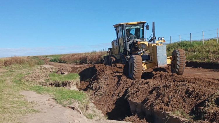 Siguen las reparaciones en La Avenencia, La Petra, Las Barranquitas y se suman nuevos frentes