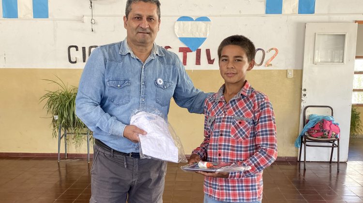 La escuela rural ‘Ministro José María Tissera’ ya cuenta con kits escolares para todos sus alumnos