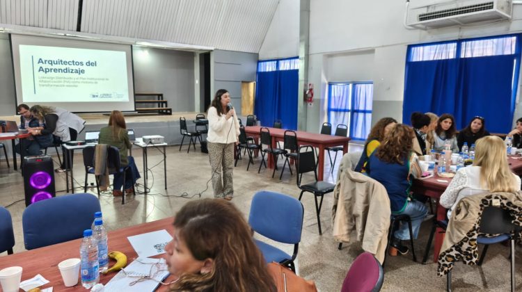 El ministerio de Educación continúa con las reuniones con directivos en la Región II