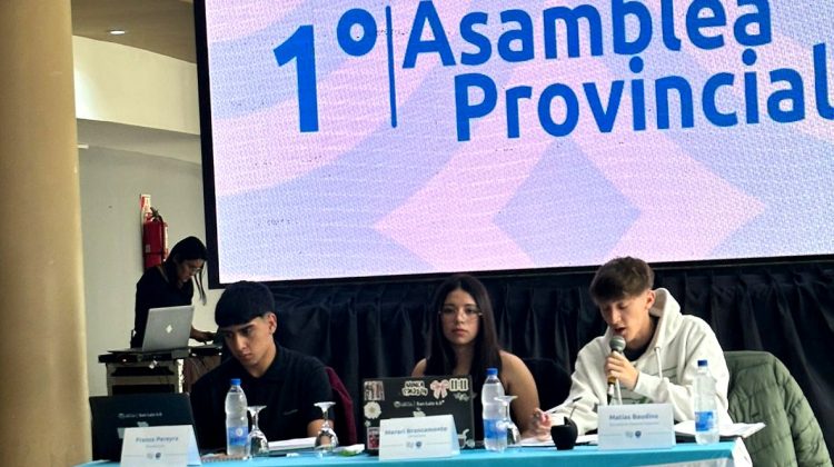 Más de 100 jóvenes fueron parte de la 1ª Asamblea Anual del CoEP