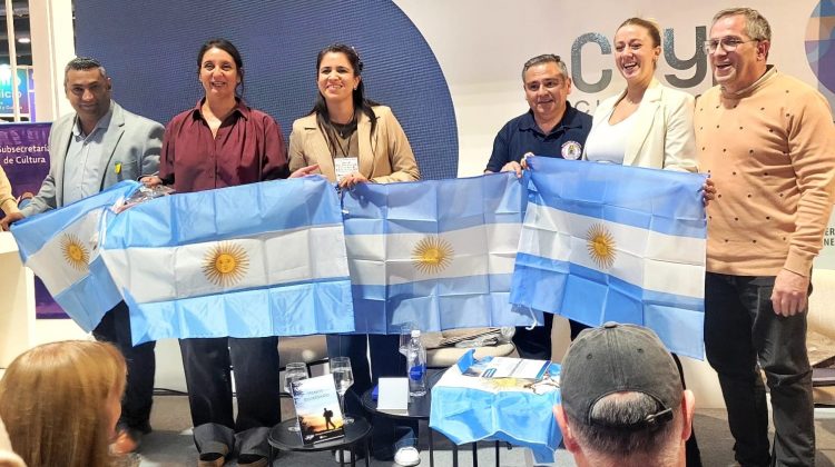 San Luis comparte su potencial creativo en la Feria Internacional del Libro