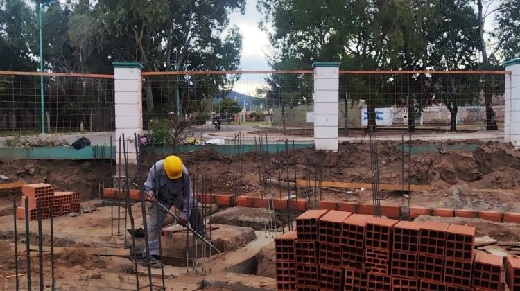 Comenzó la etapa de fundaciones en la ampliación del Hospital Escuela de Salud Mental