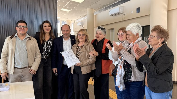 Entregaron cuatro personerías jurídicas a organizaciones del departamento Dupuy