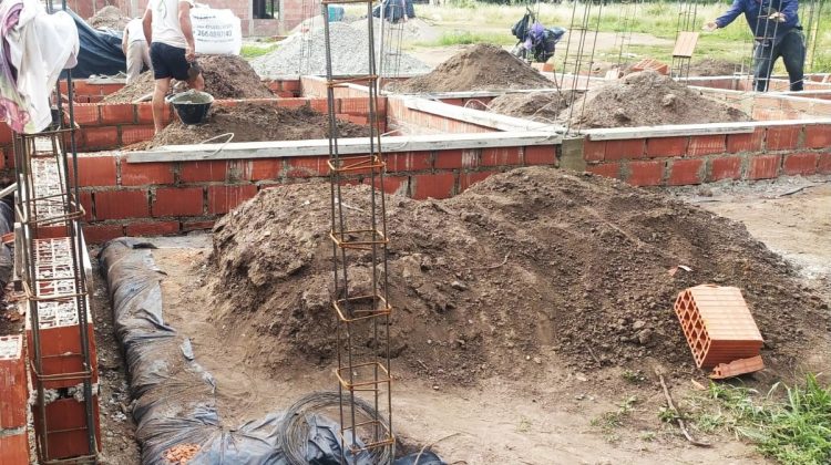 Las obras de viviendas progresan en Los Molles y La Punilla