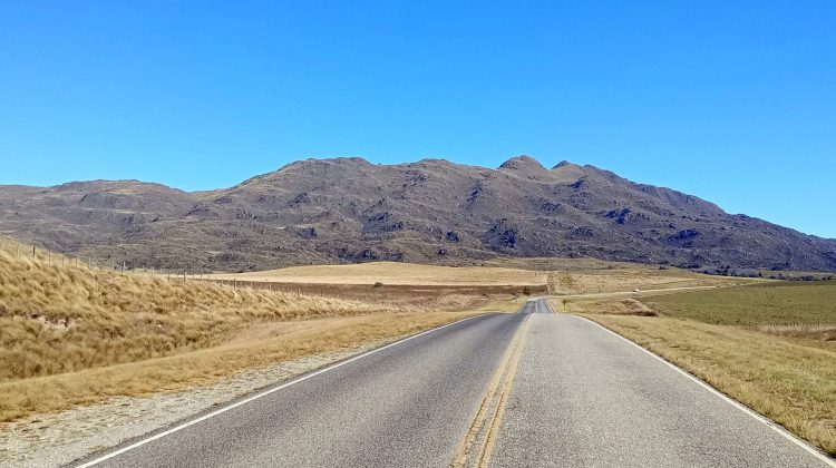 Cerro El Morro: trekking entre historia viva, paisaje y memoria cultural