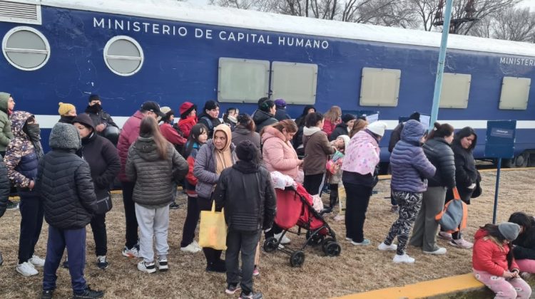 El tren de Capital Humano comienza a prestar servicio este lunes 