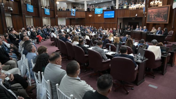 Discurso completo del Gobernador en la Legislatura provincial