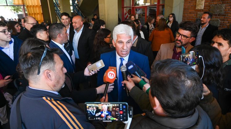 “En el caso de la escuela de Villa Mercedes hay un protocolo que se aplicó de inmediato”